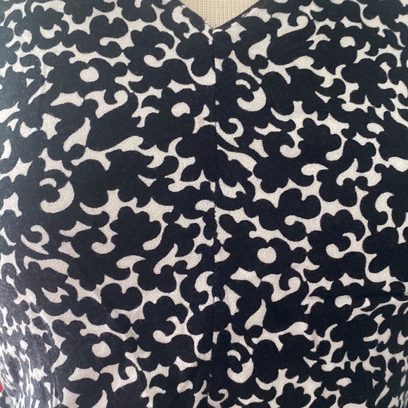 ZARA TOP 4X $20 - Picture 2 of 5